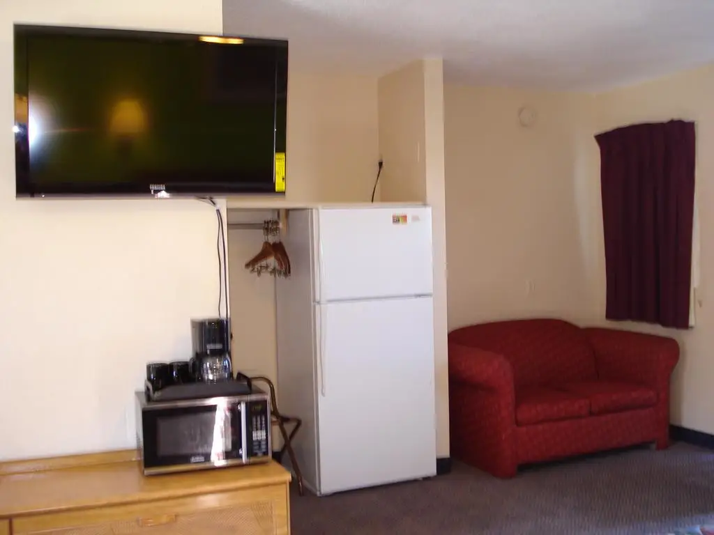 Spillway Motel Shelbyville 5
